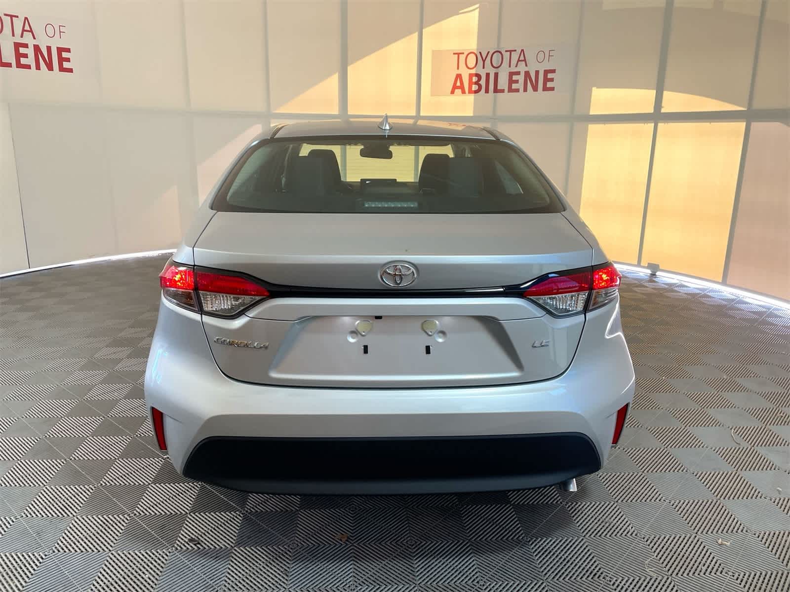 Thumbnail: 2025 Toyota Corolla - 4