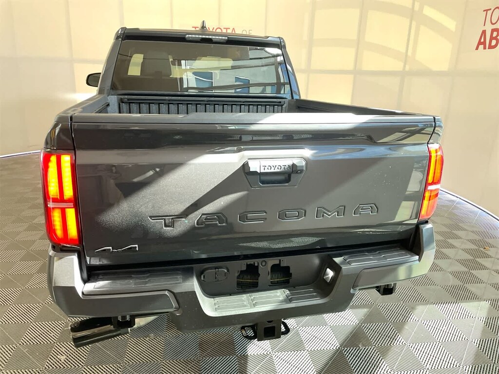 New 2025 Toyota Tacoma SR5 Truck