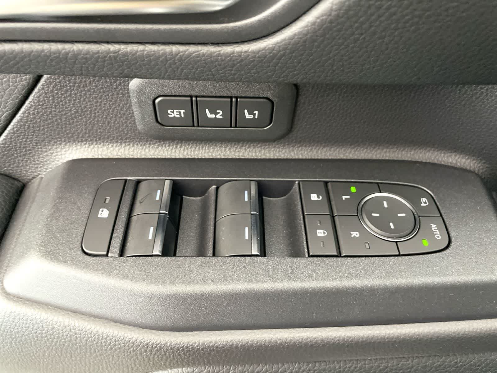 Thumbnail: 2026 Toyota Land Cruiser - 11