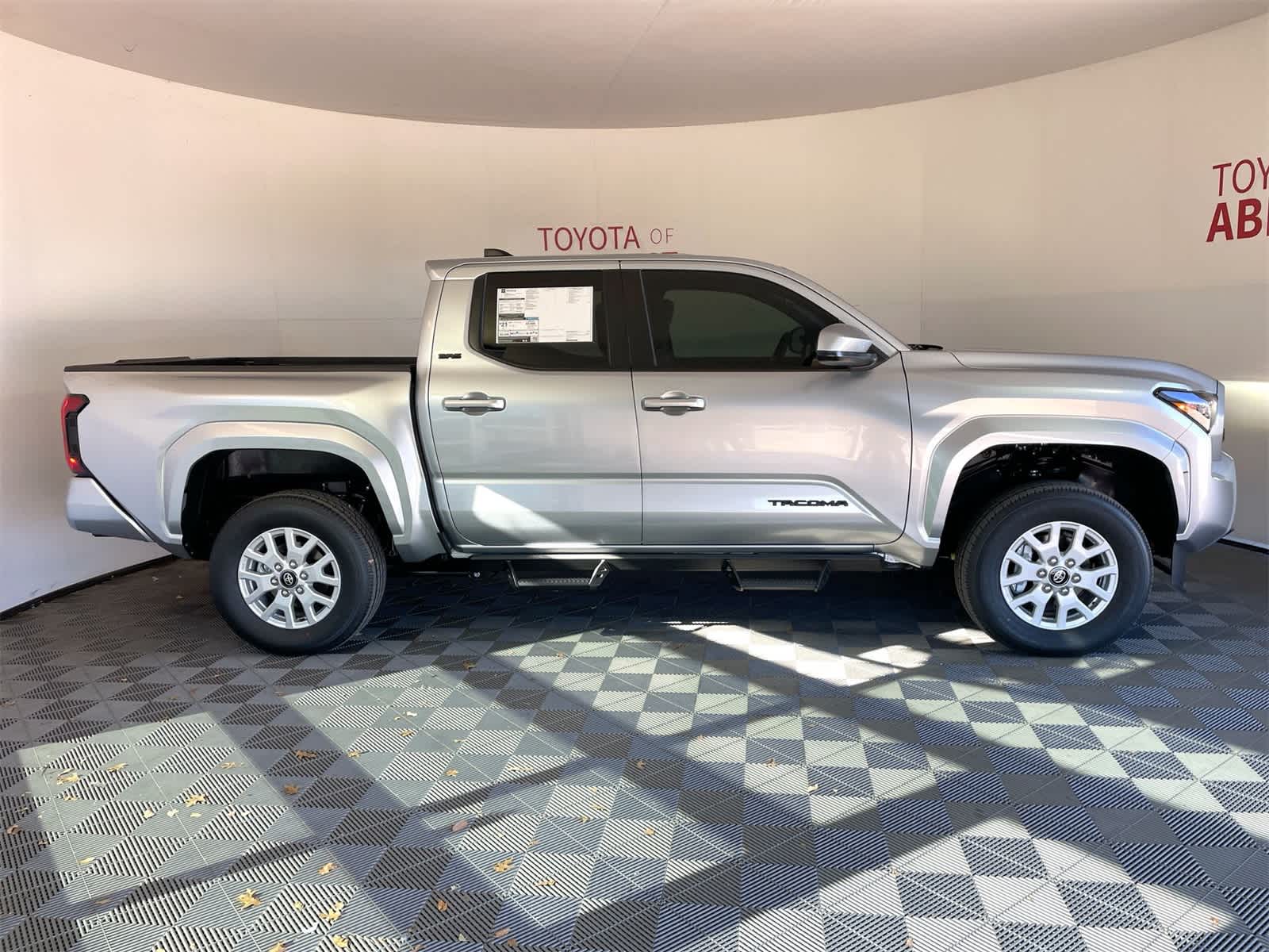 Thumbnail: 2025 Toyota Tacoma - 8