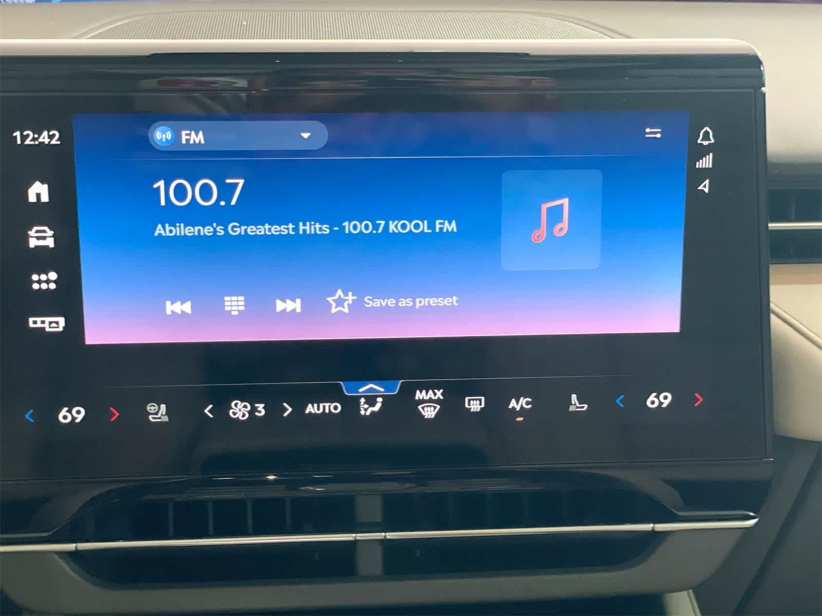 Thumbnail: 2025 Lincoln Nautilus - 19