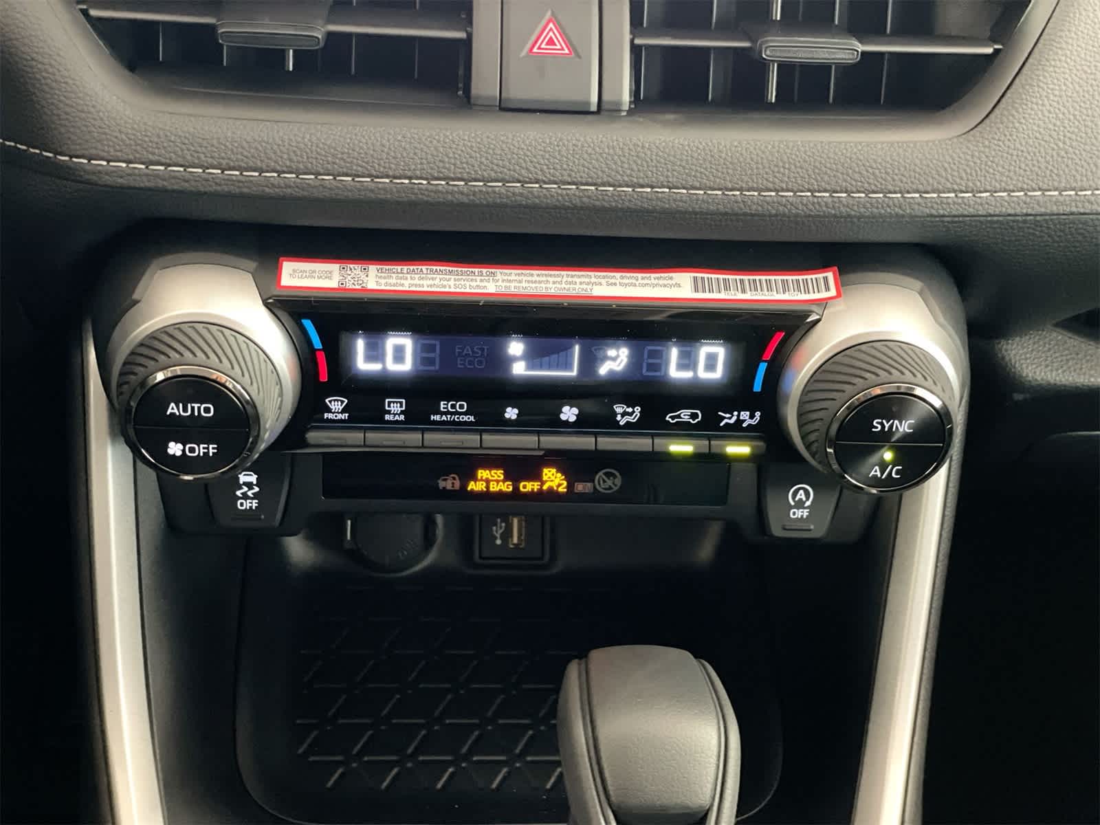 Thumbnail: 2025 Toyota RAV4 - 22