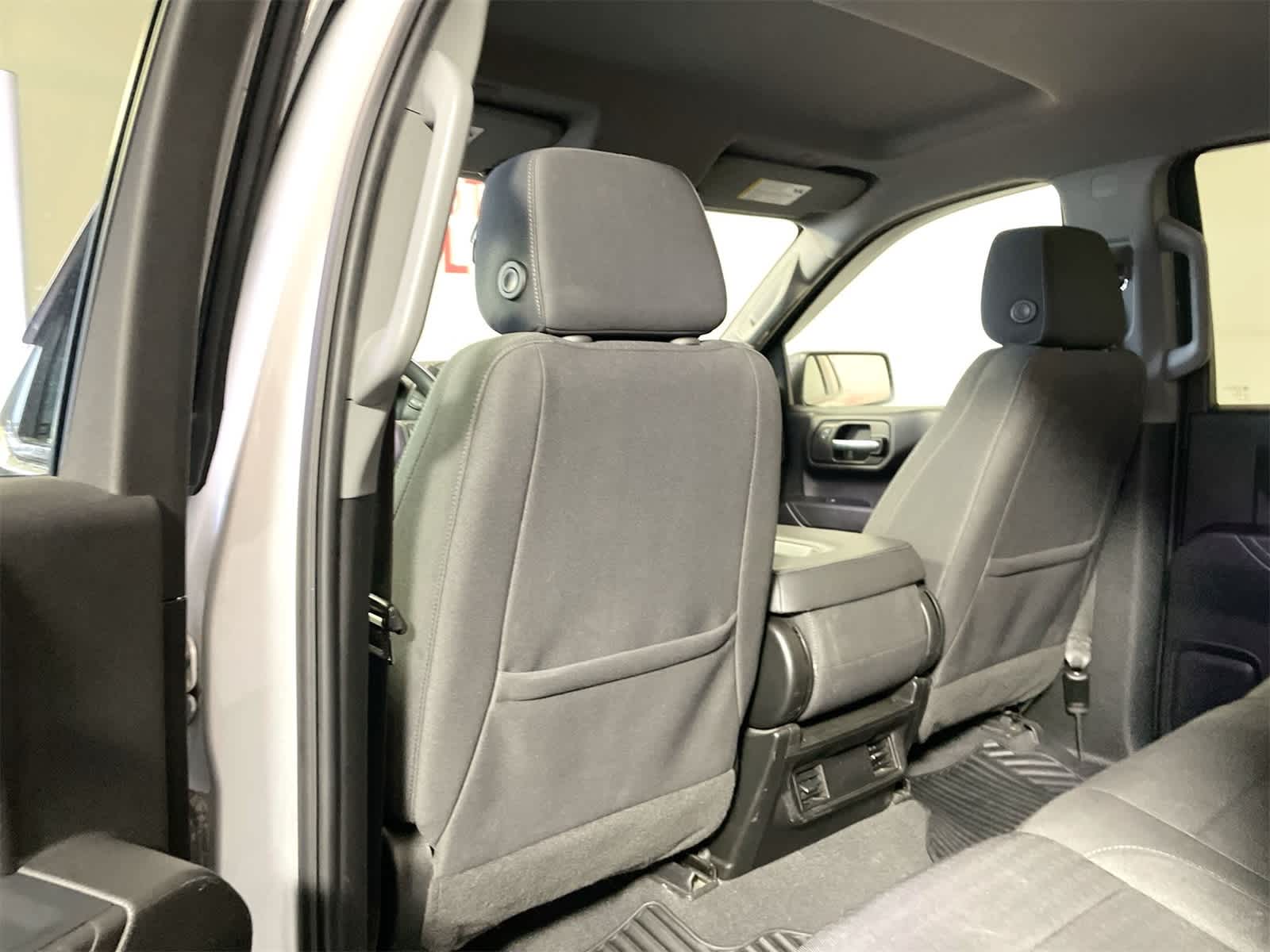 Thumbnail: 2022 Chevrolet Silverado 1500 - 13