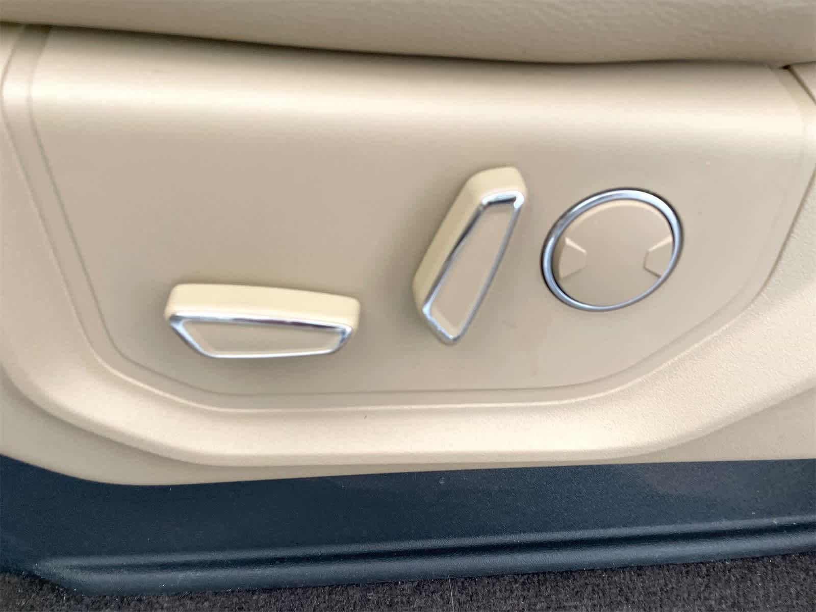 Thumbnail: 2018 Ford F-150 - 10