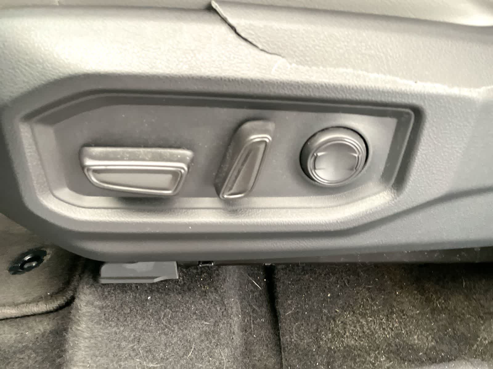 Thumbnail: 2023 Toyota Tundra - 10