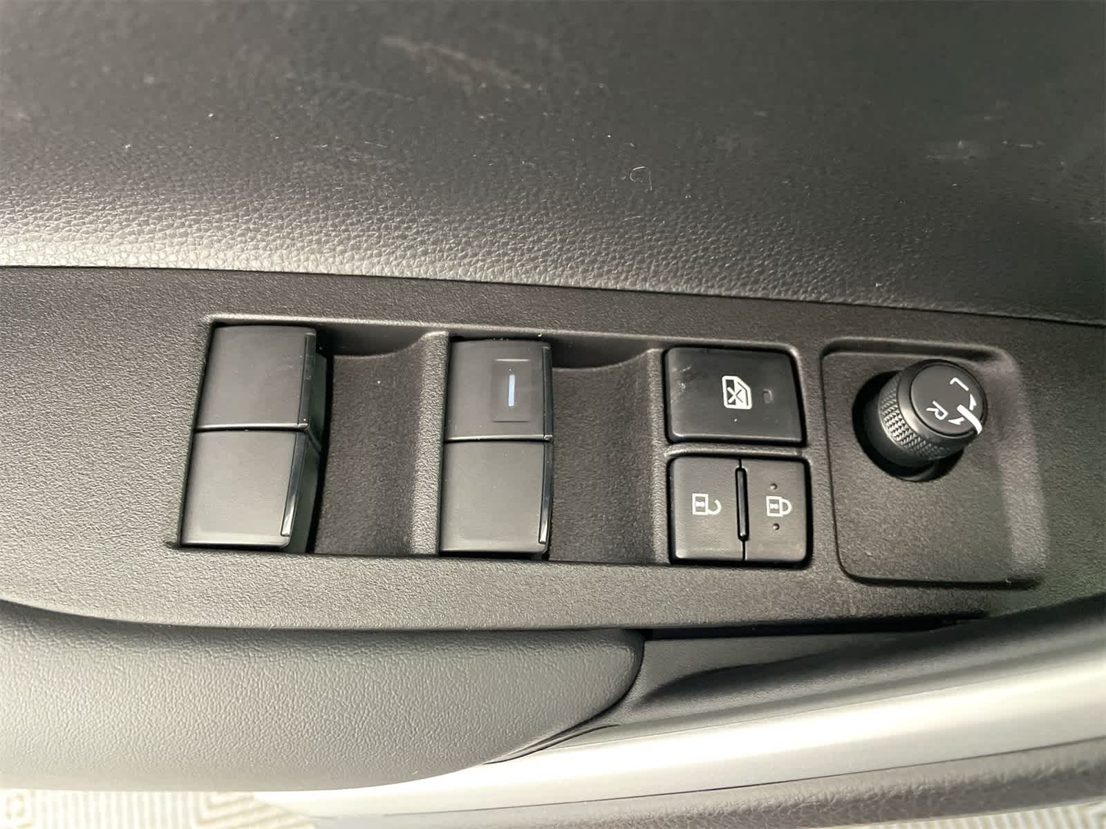 Thumbnail: 2026 Toyota Corolla Cross - 11