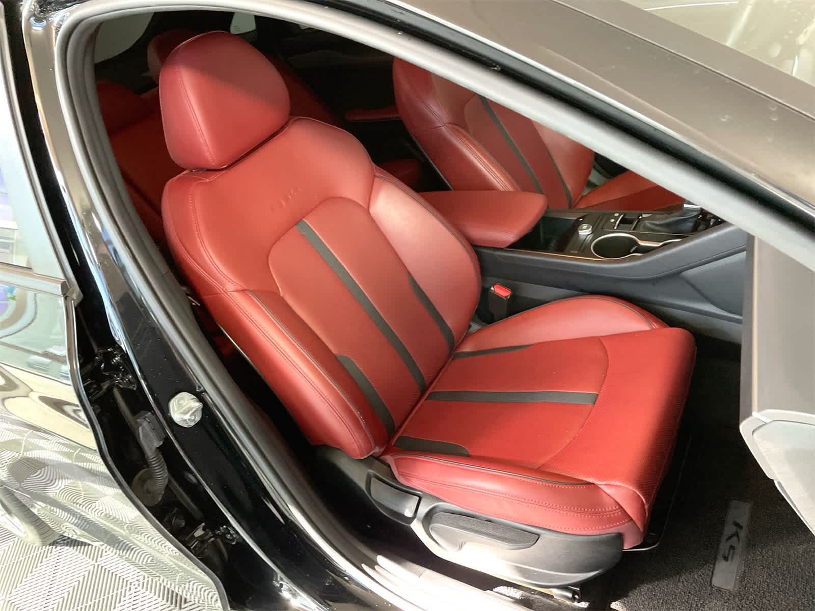 Thumbnail: 2023 Kia K5 - 13