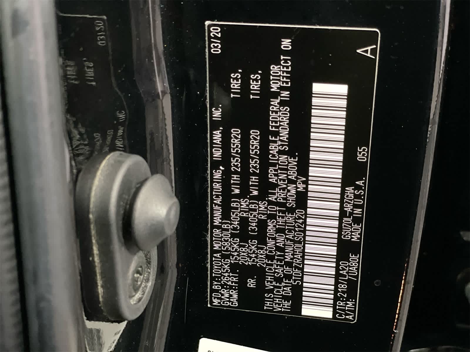 Thumbnail: 2020 Toyota Highlander - 30