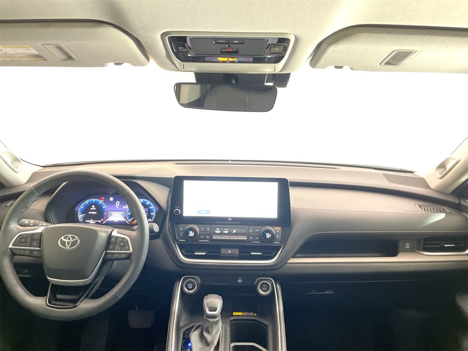 Thumbnail: 2024 Toyota Grand Highlander - 18