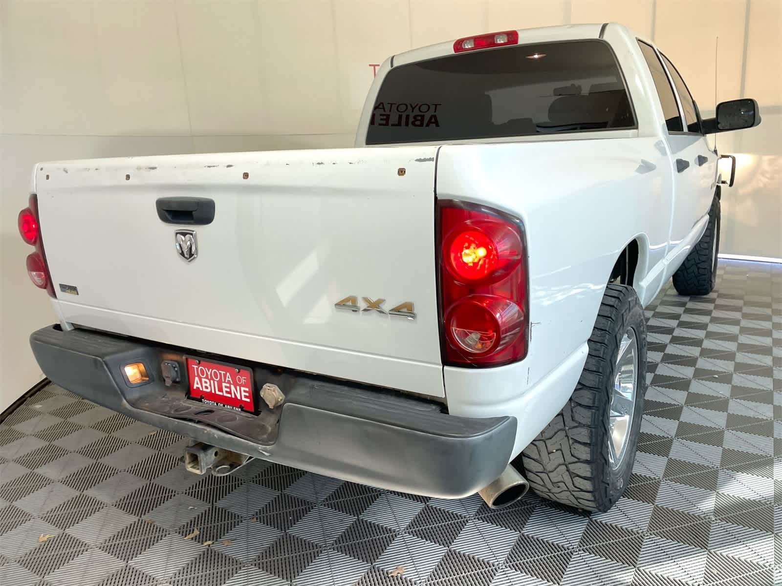 Thumbnail: 2008 Dodge Ram 1500 - 6