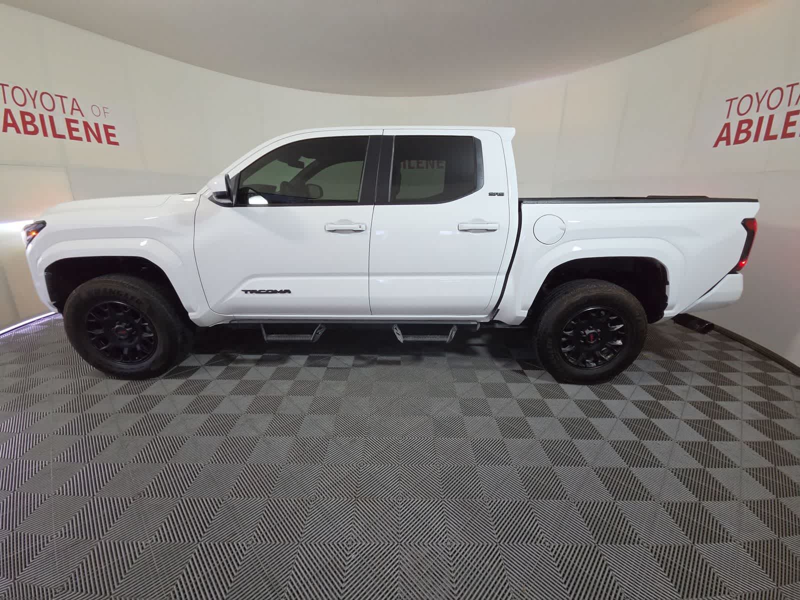 Thumbnail: 2025 Toyota Tacoma - 2