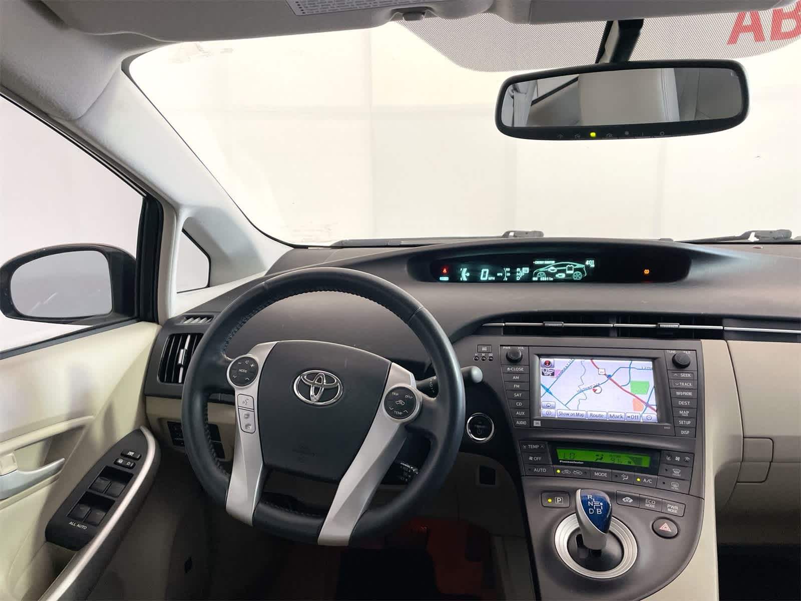 Thumbnail: 2010 Toyota Prius - 14