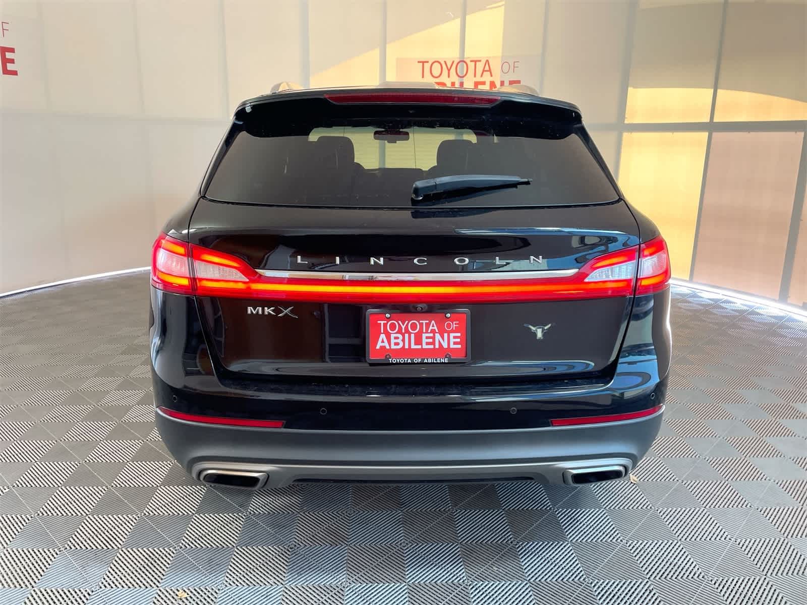 Thumbnail: 2018 Lincoln MKX - 4