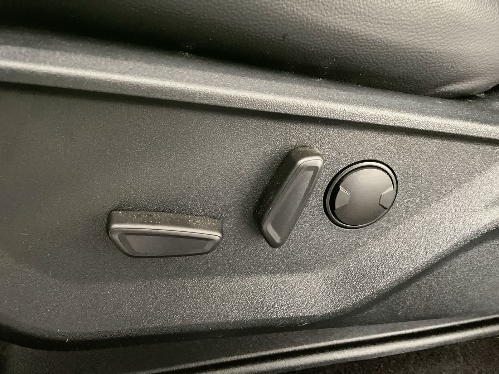 Thumbnail: 2025 Ford F-150 - 10