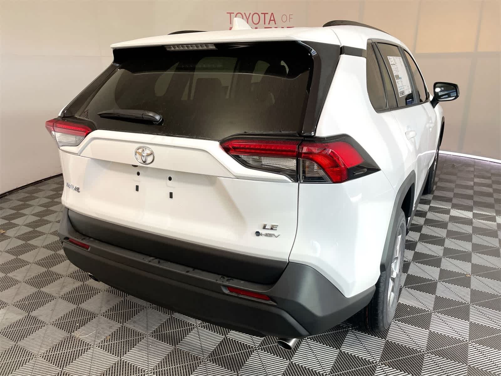 Thumbnail: 2025 Toyota RAV4 - 7