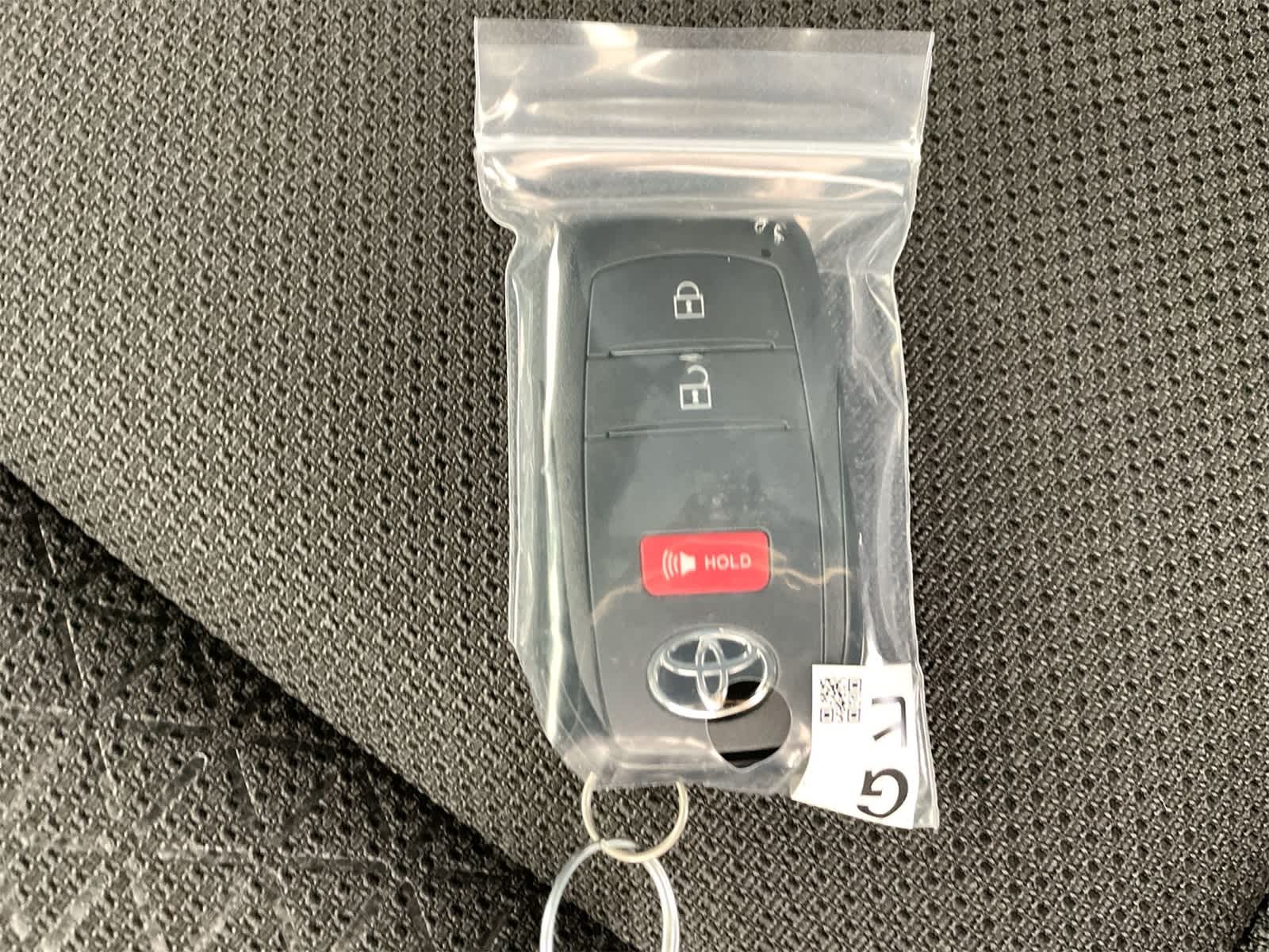 Thumbnail: 2026 Toyota 4Runner - 25