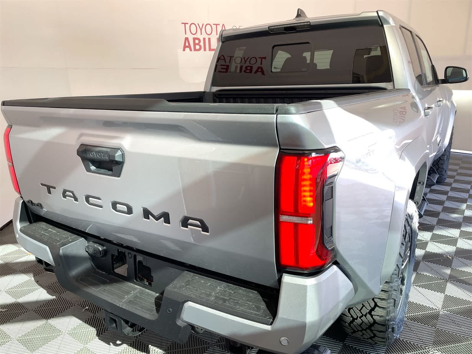 Thumbnail: 2025 Toyota Tacoma - 6