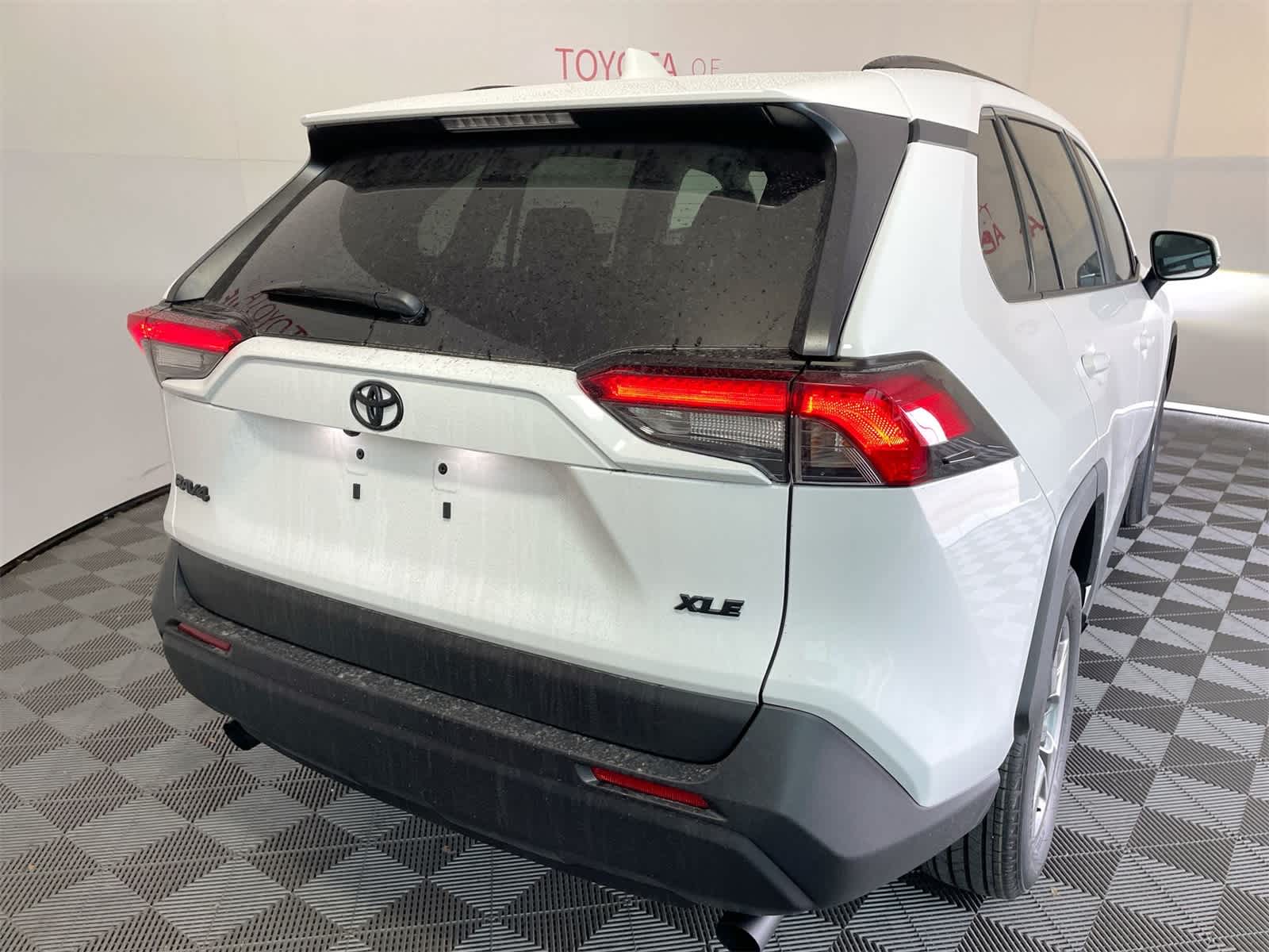 Thumbnail: 2025 Toyota RAV4 - 5