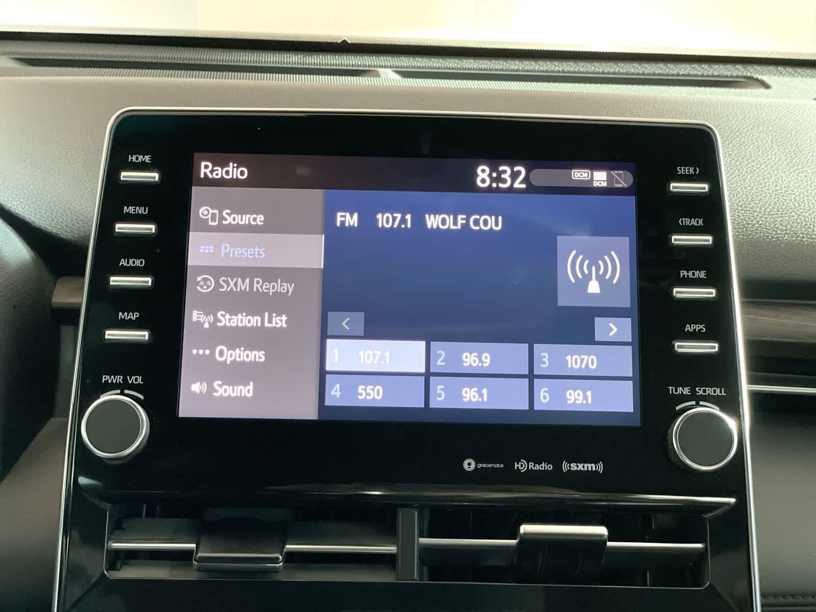 Thumbnail: 2022 Toyota Avalon - 20