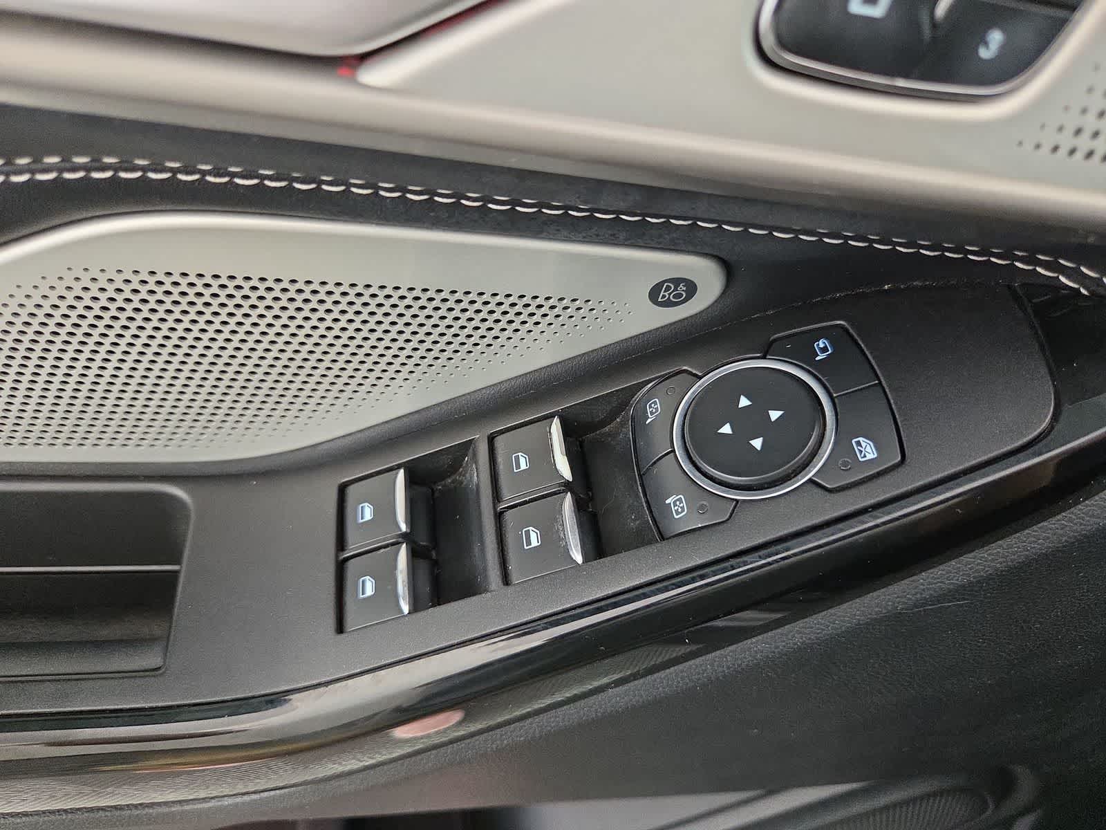 Thumbnail: 2021 Ford Explorer - 11