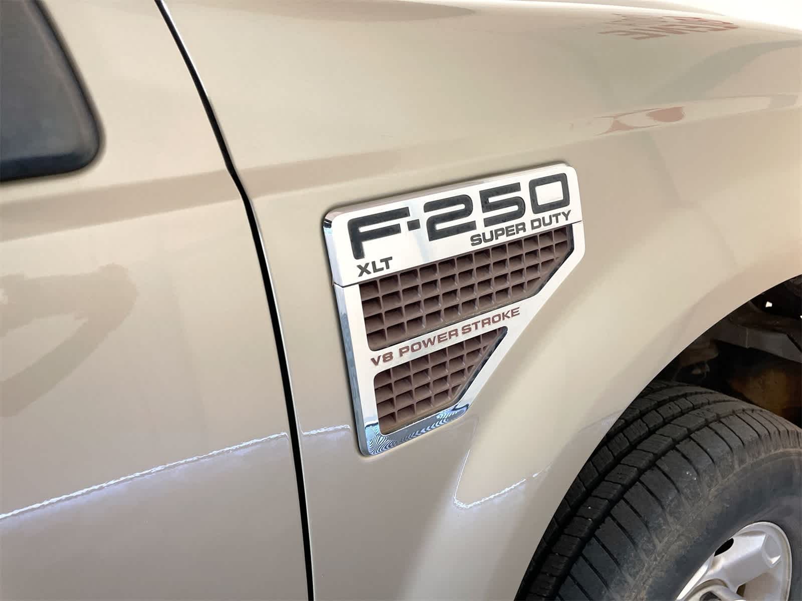Thumbnail: 2010 Ford F-250 - 5