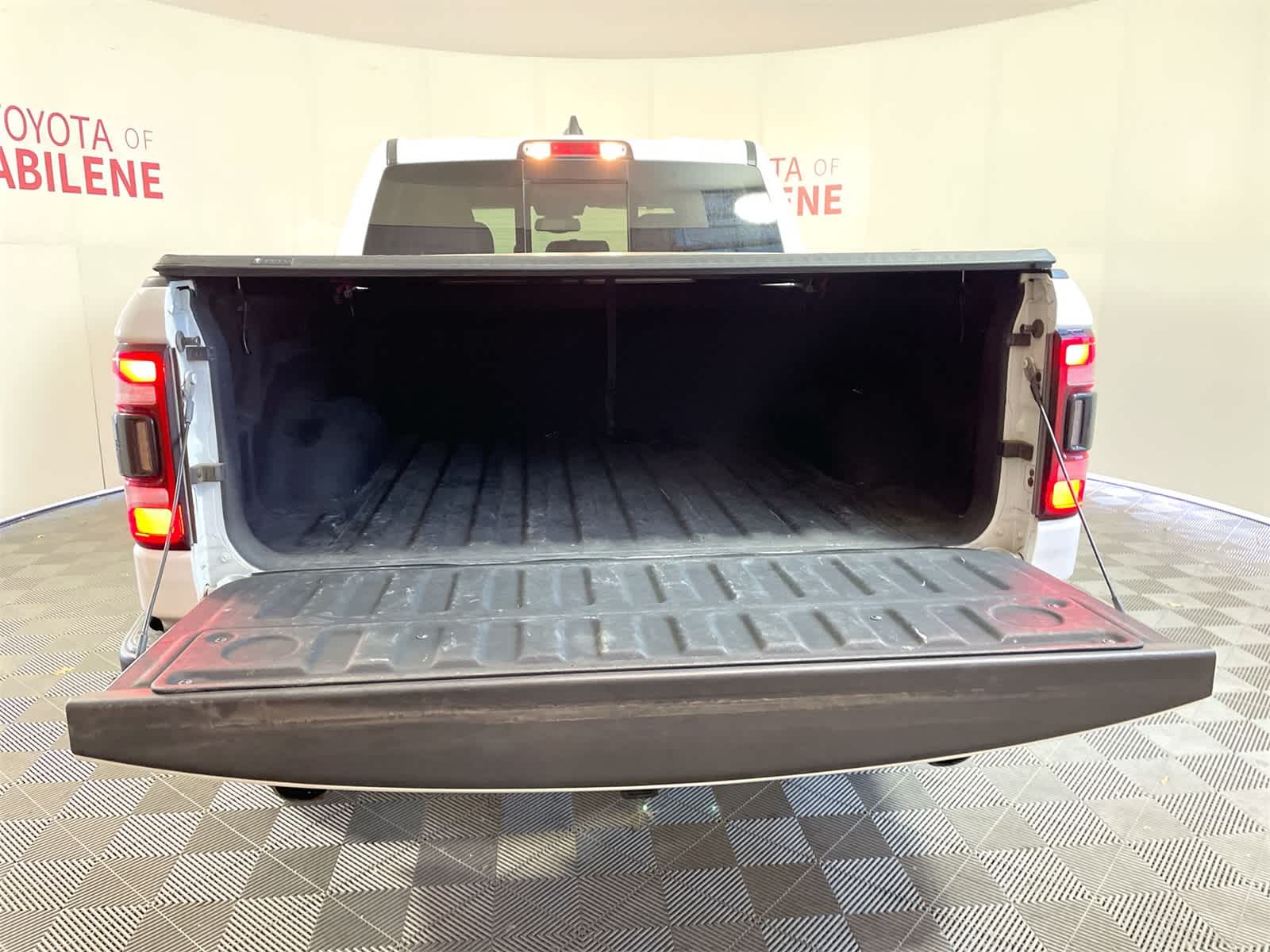 Thumbnail: 2019 RAM 1500 - 5