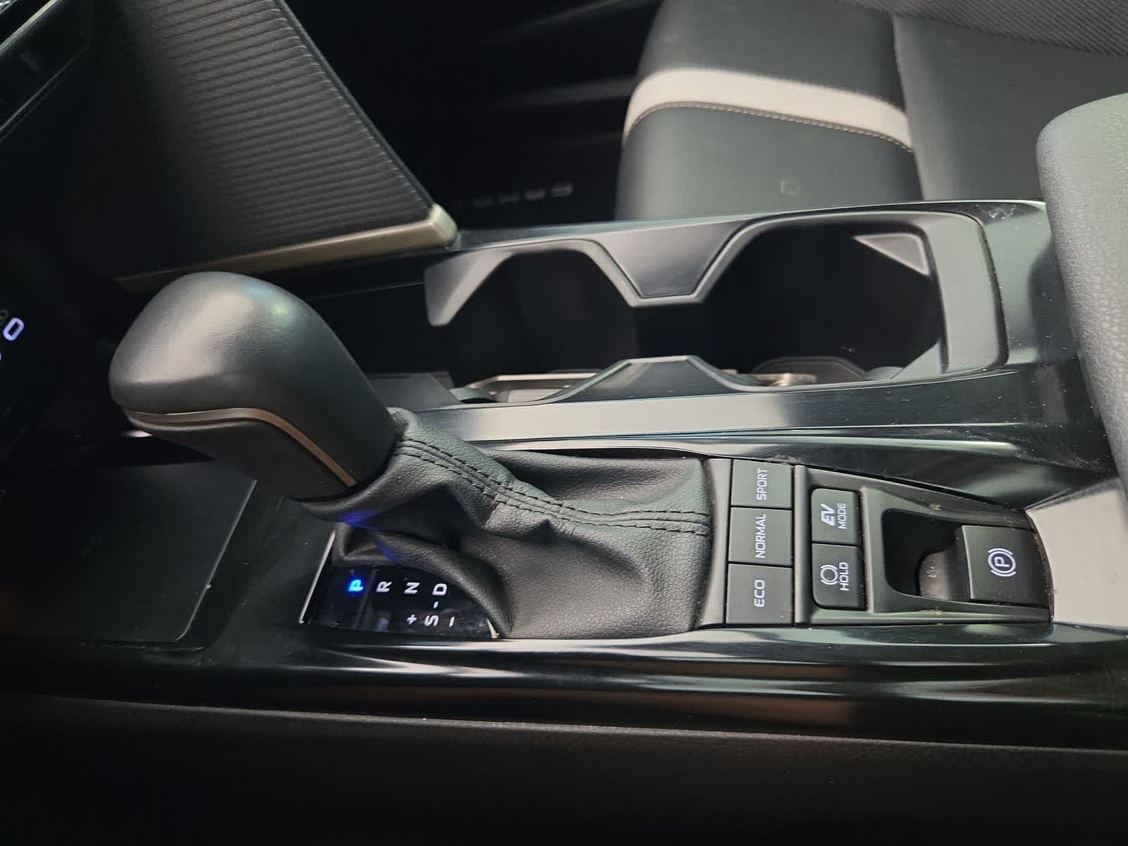 Thumbnail: 2025 Toyota Camry - 23