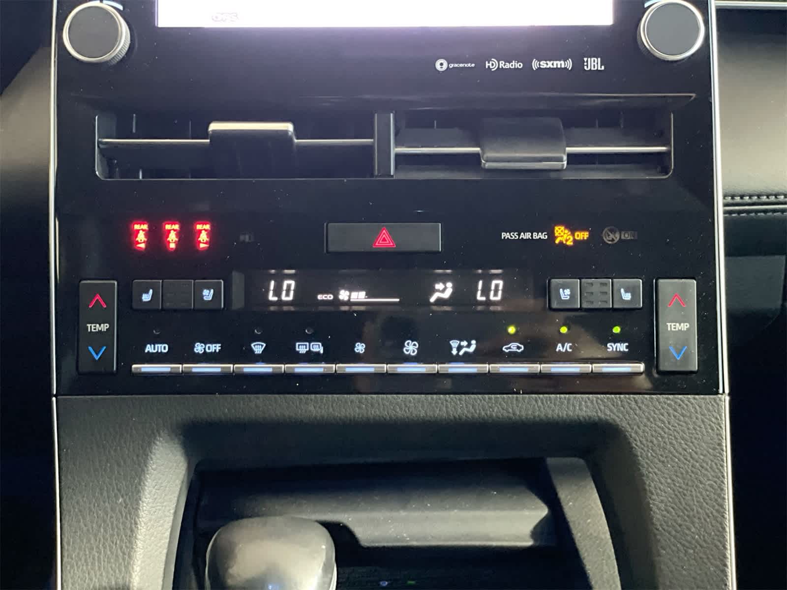 Thumbnail: 2020 Toyota Avalon - 22