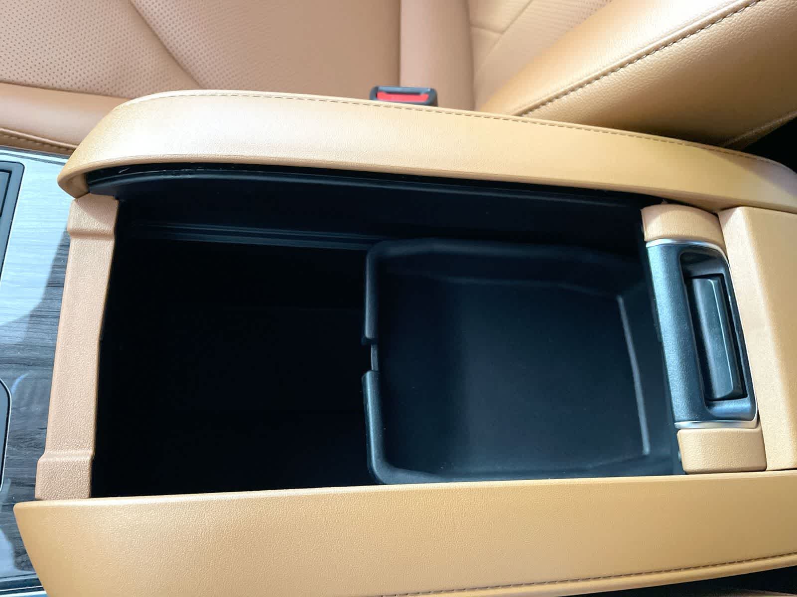 Thumbnail: 2026 Toyota Highlander - 24