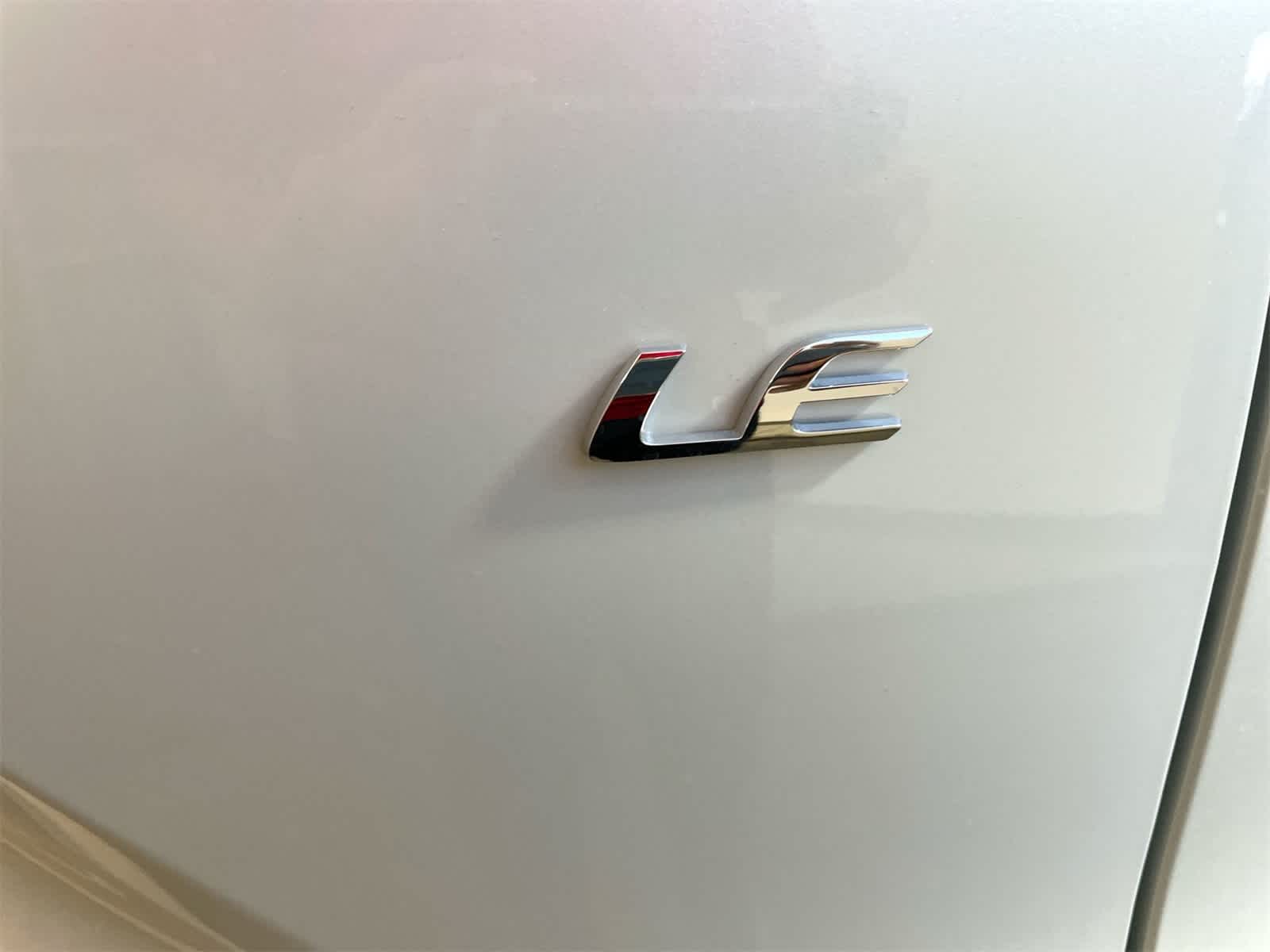 Thumbnail: 2026 Toyota Corolla Cross - 6