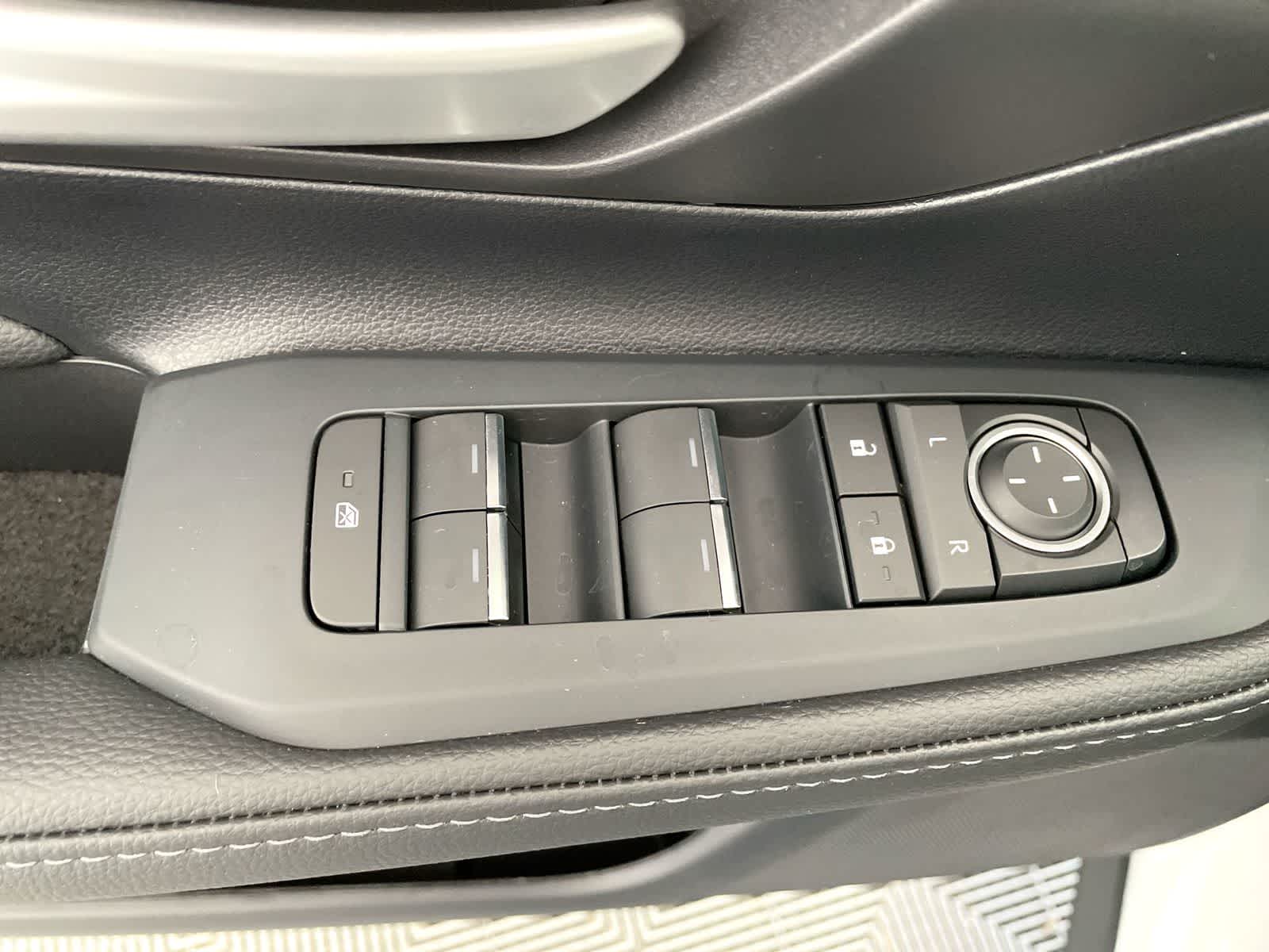 Thumbnail: 2026 Toyota Grand Highlander - 12