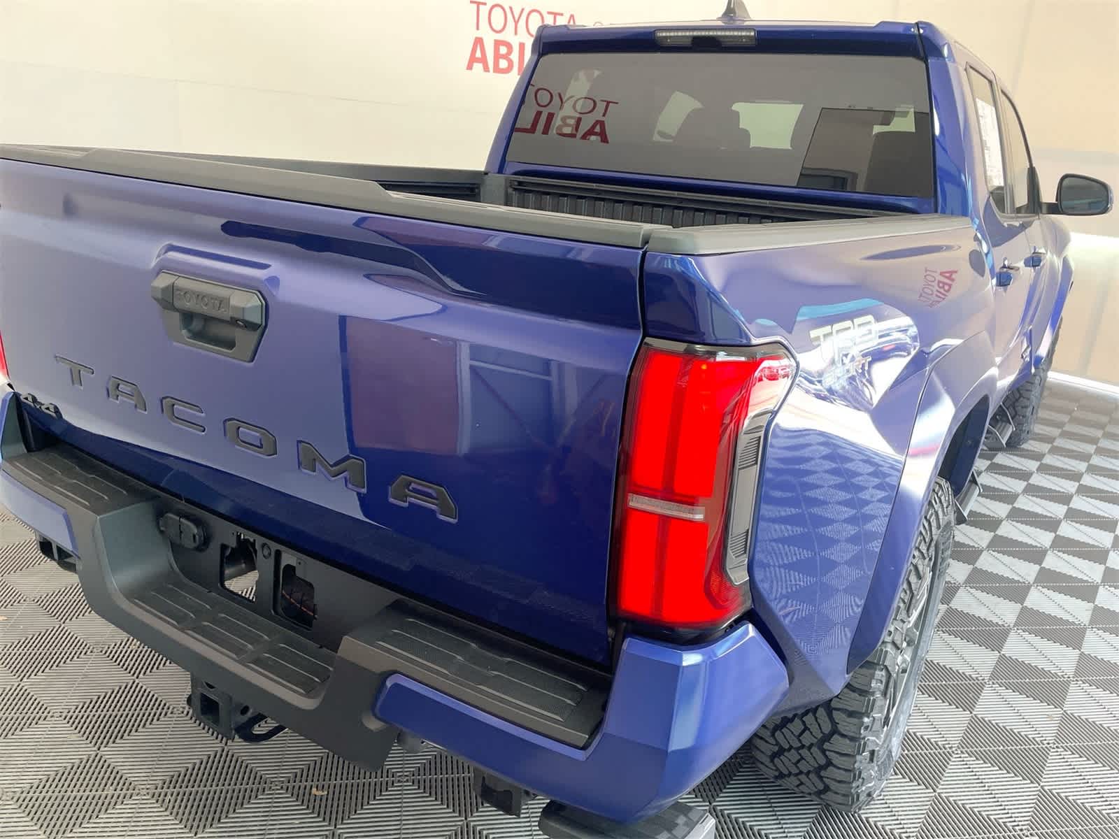 Thumbnail: 2025 Toyota Tacoma - 6