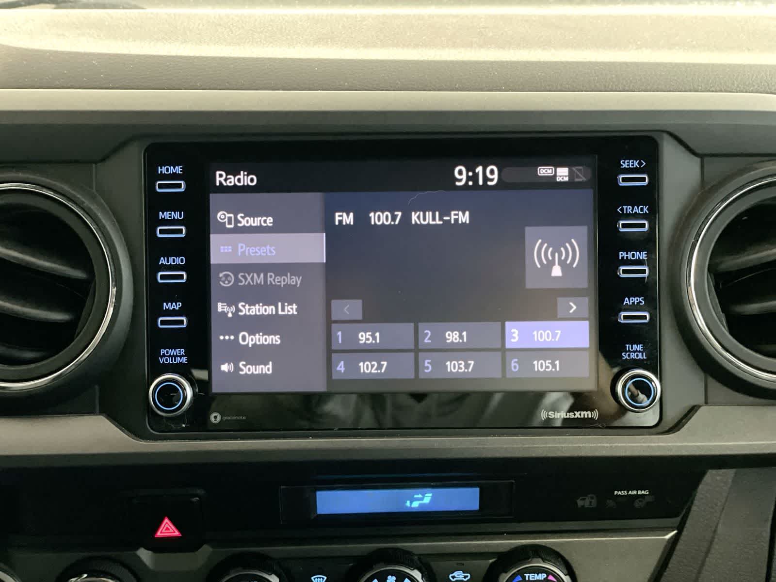 Thumbnail: 2023 Toyota Tacoma - 18