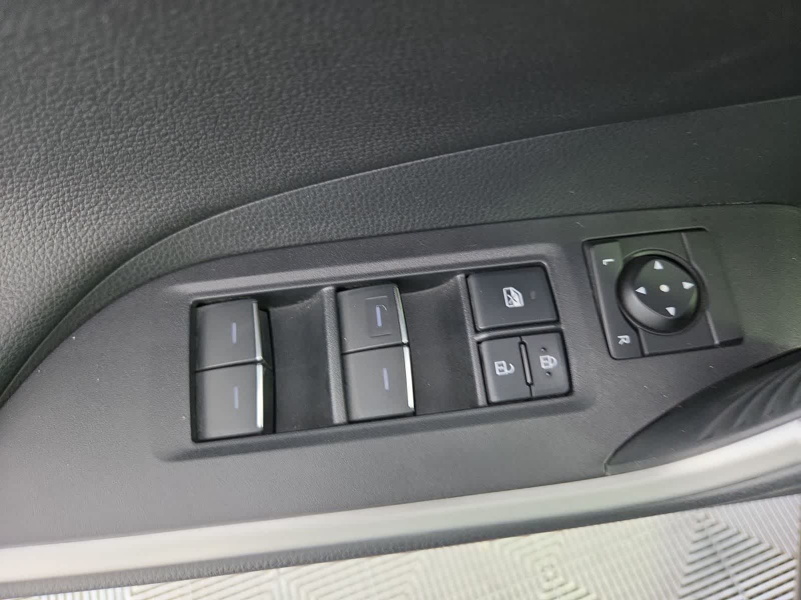 Thumbnail: 2024 Toyota RAV4 - 11