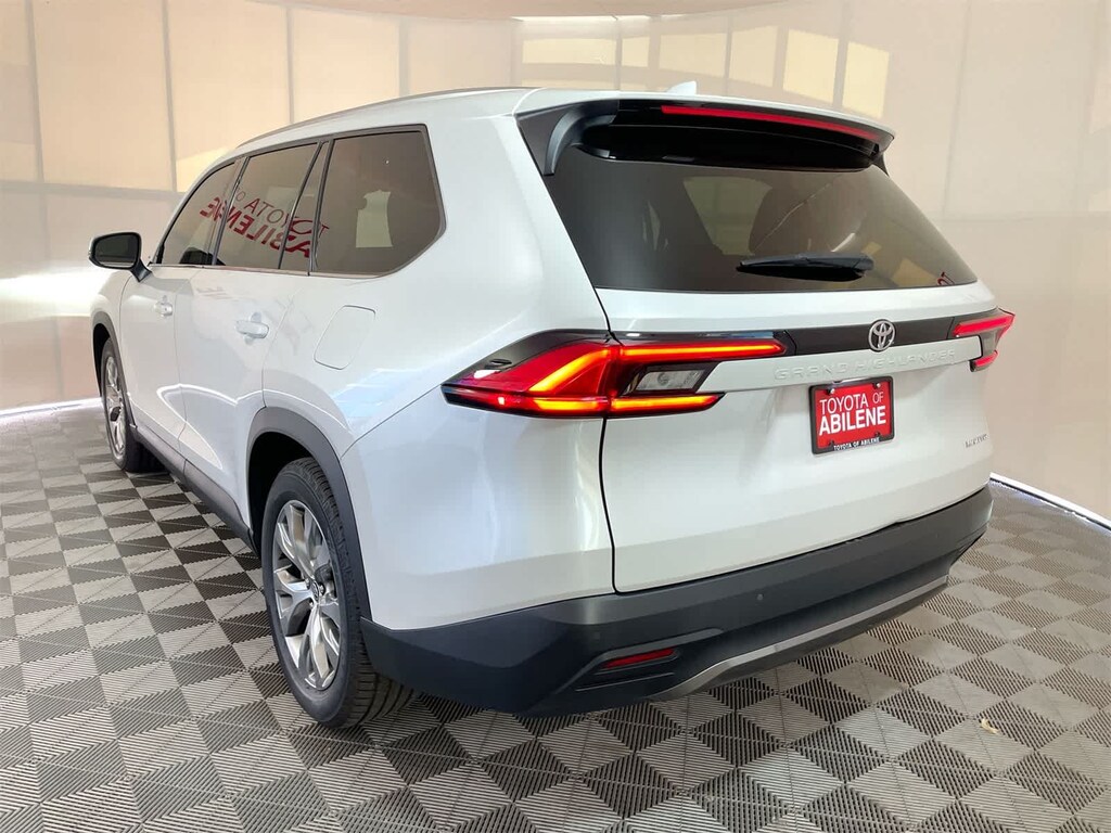 Used 2024 Toyota Grand Highlander Limited SUV