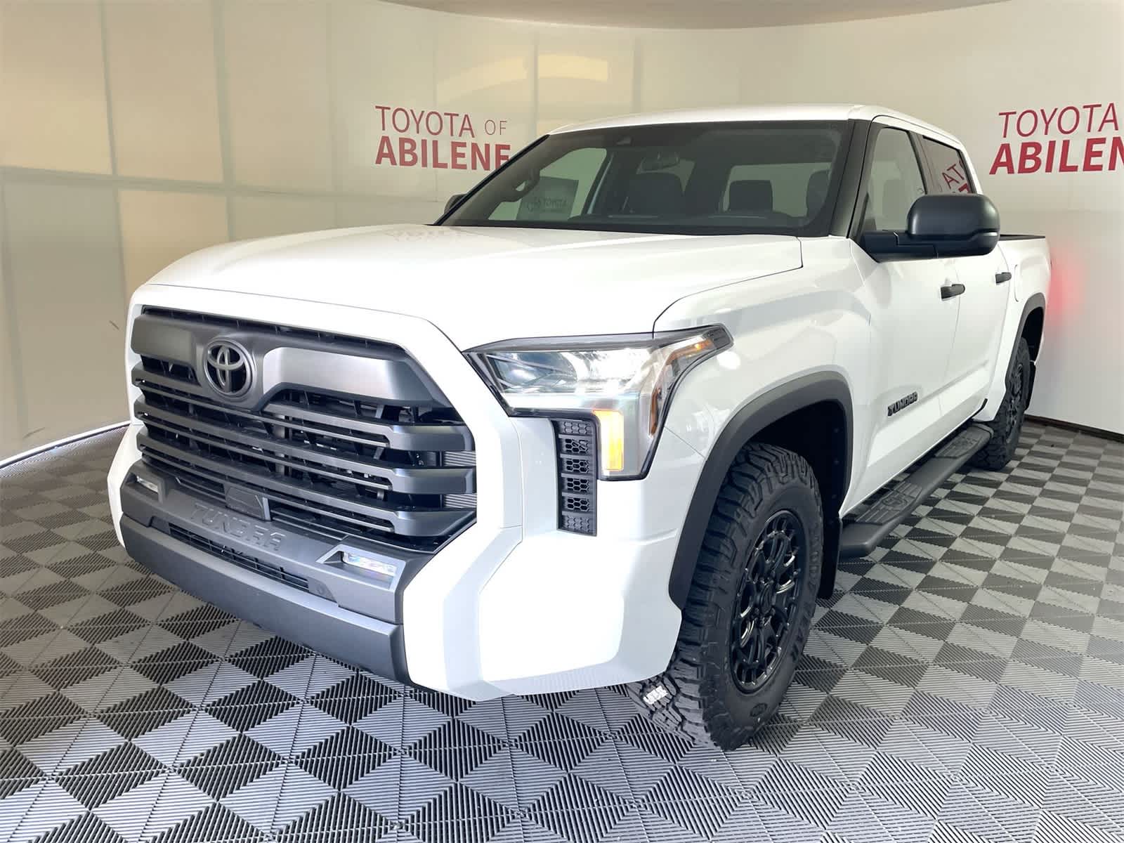 Thumbnail: 2026 Toyota Tundra - 1