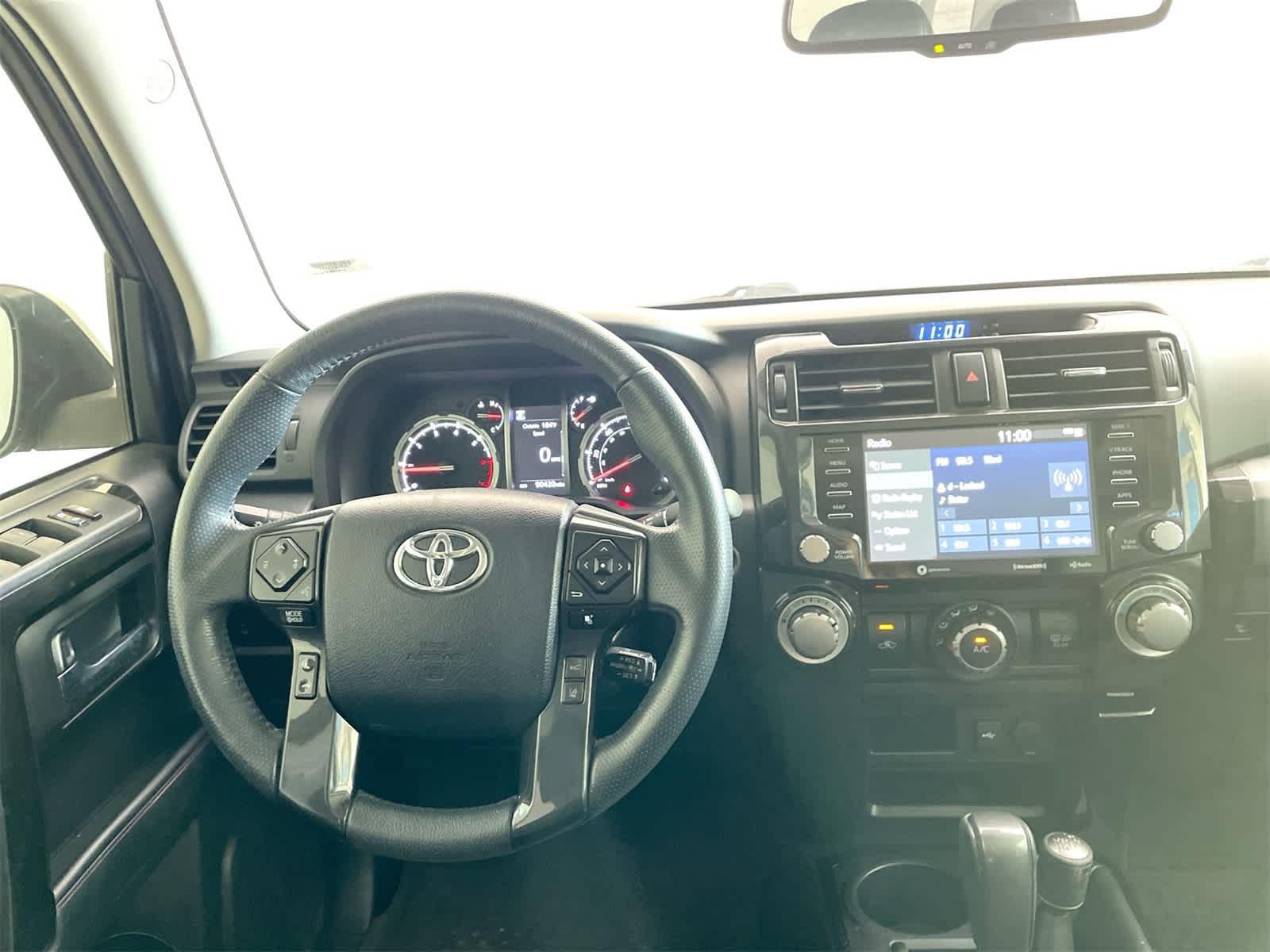 Thumbnail: 2020 Toyota 4Runner - 15