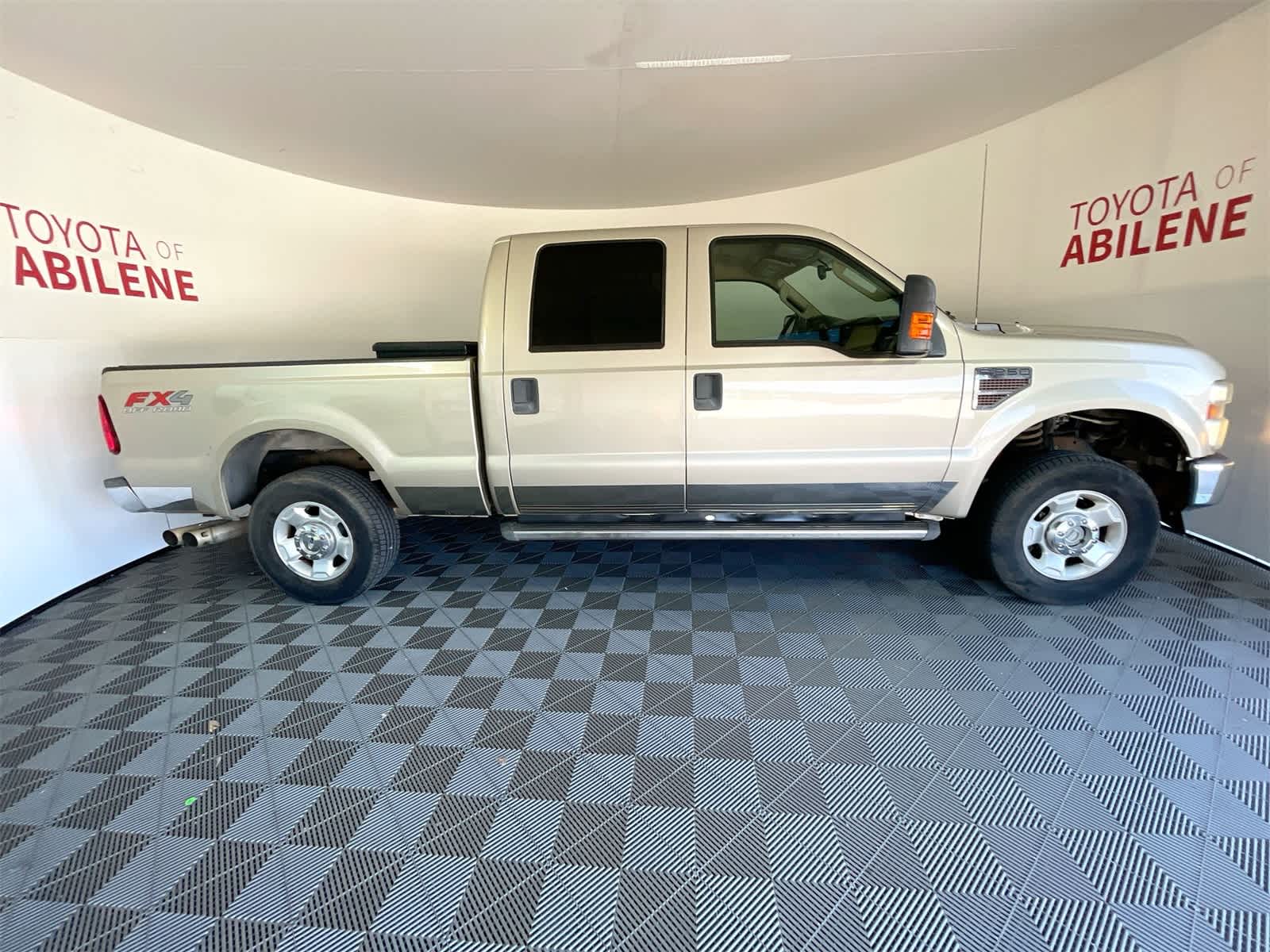 Thumbnail: 2010 Ford F-250 - 7