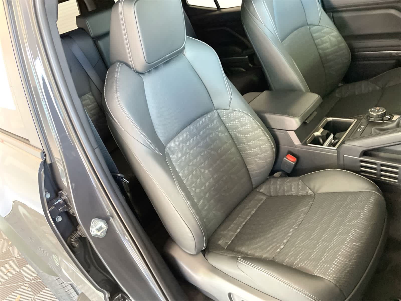 Thumbnail: 2025 Toyota 4Runner - 14