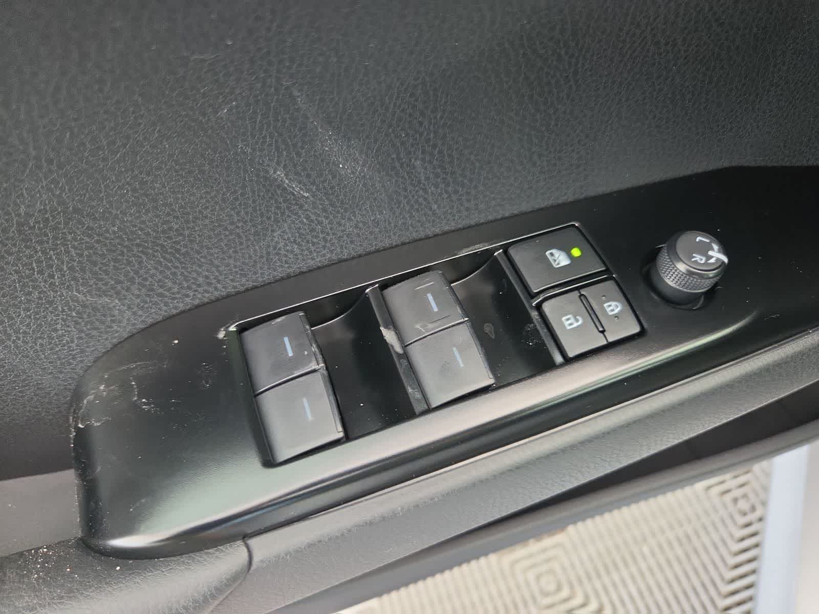 Thumbnail: 2026 Toyota Camry - 11