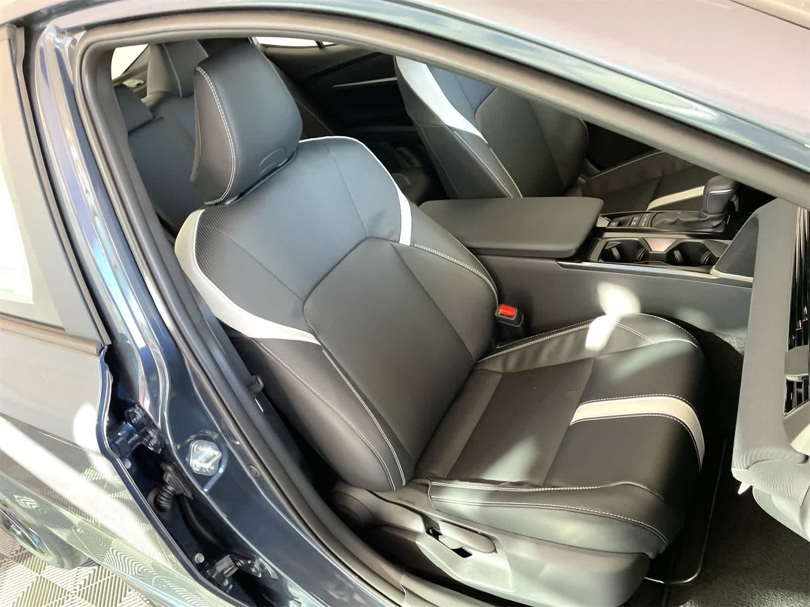 Thumbnail: 2026 Toyota Camry - 14