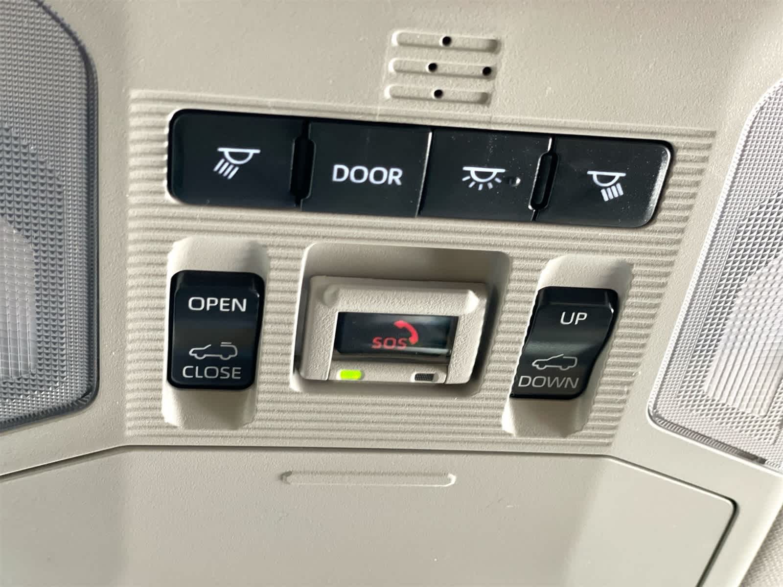 Thumbnail: 2025 Toyota RAV4 - 25