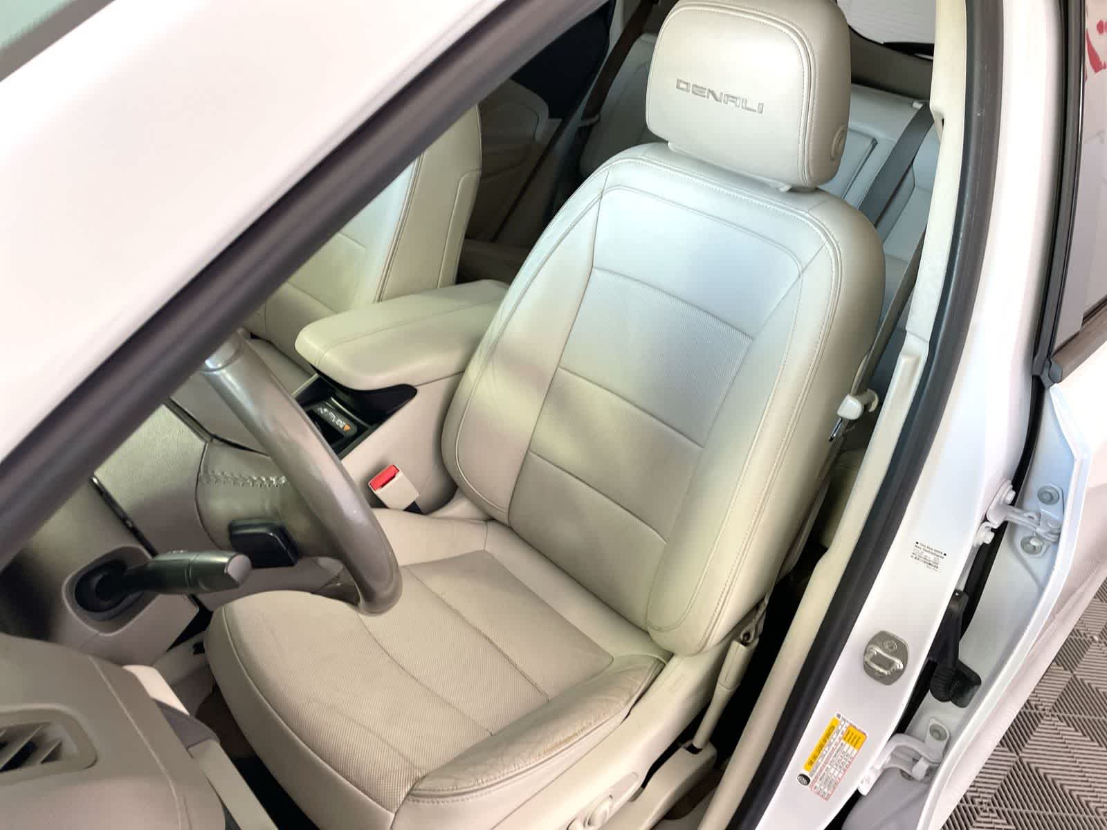 Thumbnail: 2020 GMC Terrain - 9