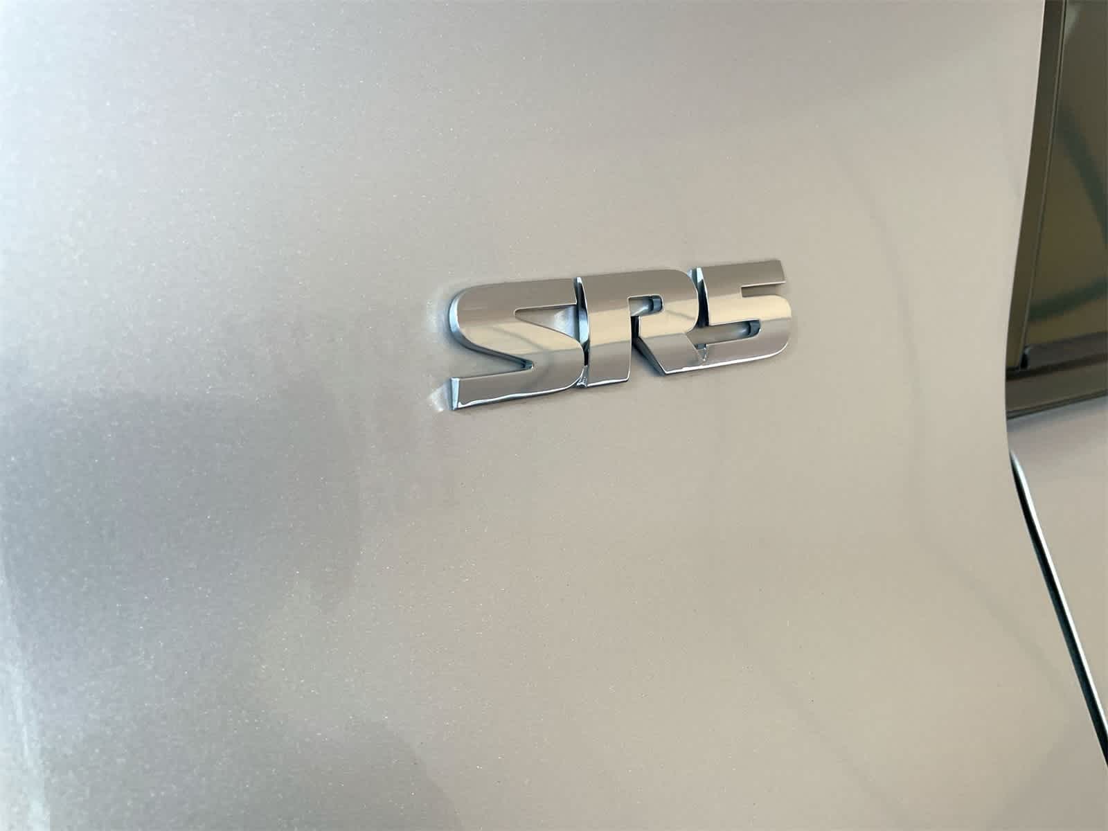 Thumbnail: 2016 Toyota 4Runner - 6