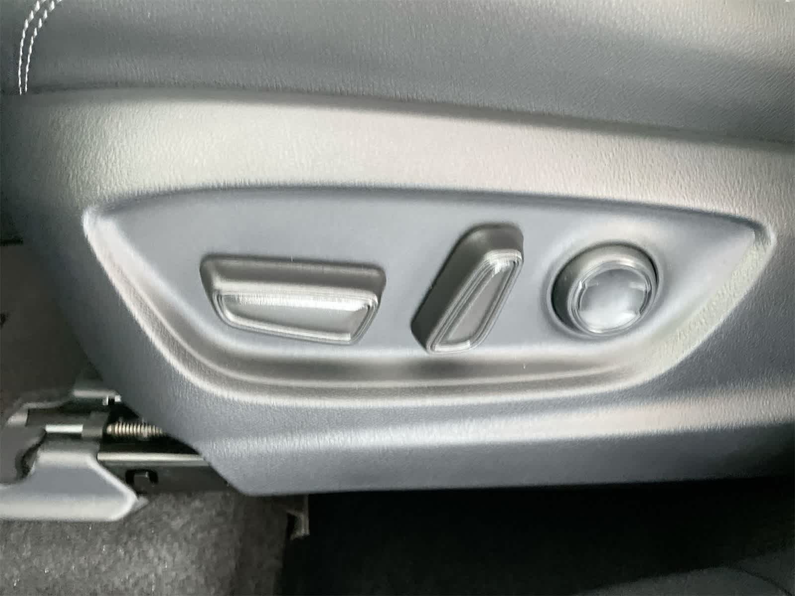 Thumbnail: 2026 Toyota Corolla Cross - 11