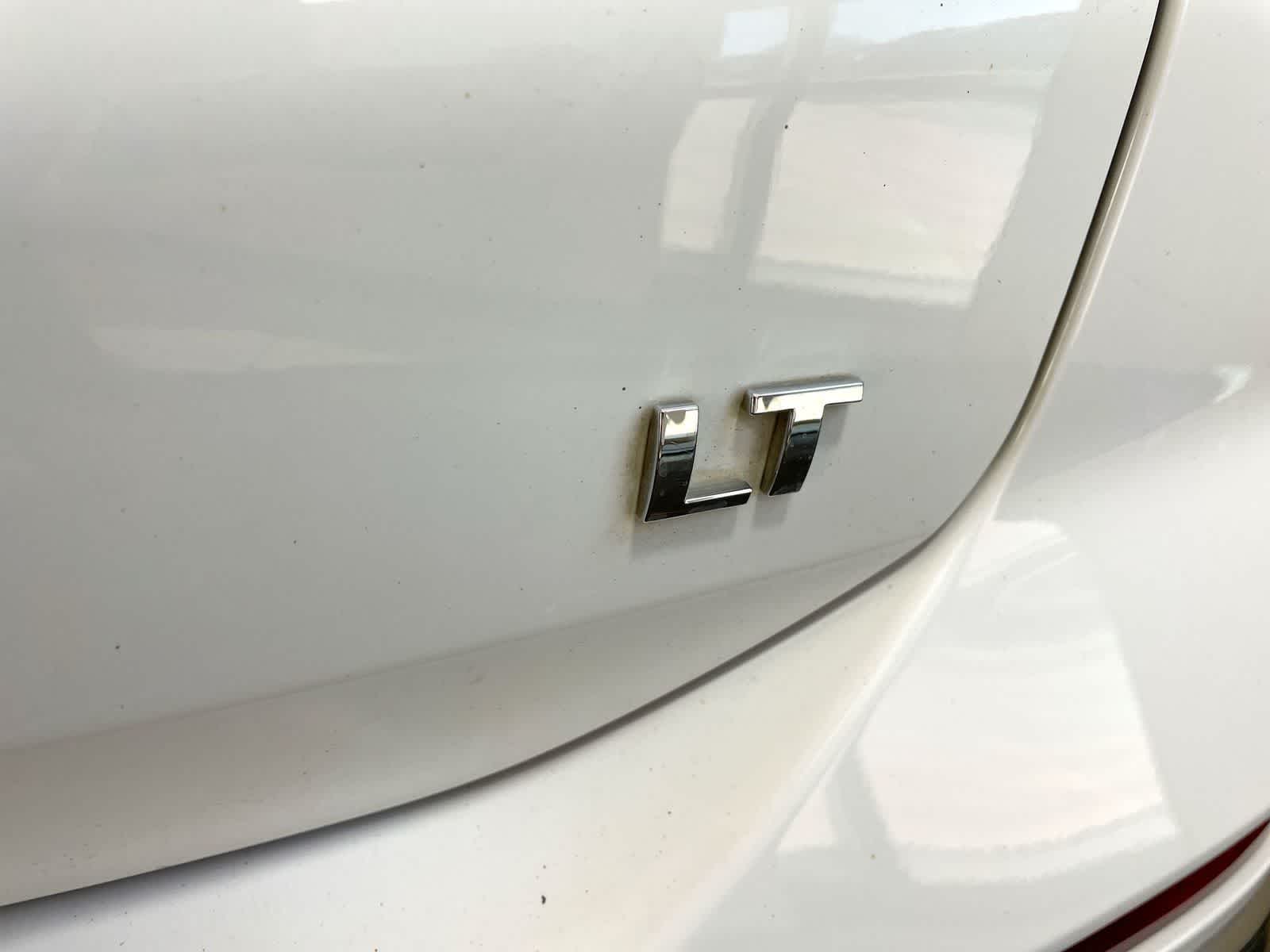 Thumbnail: 2019 Chevrolet Equinox - 6