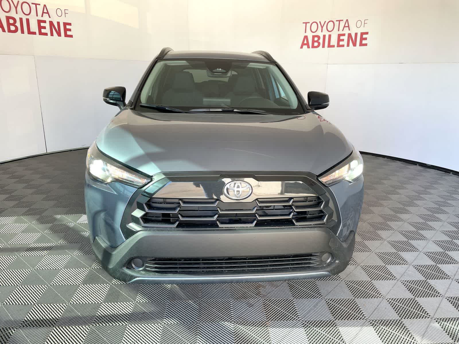 Thumbnail: 2026 Toyota Corolla Cross - 8