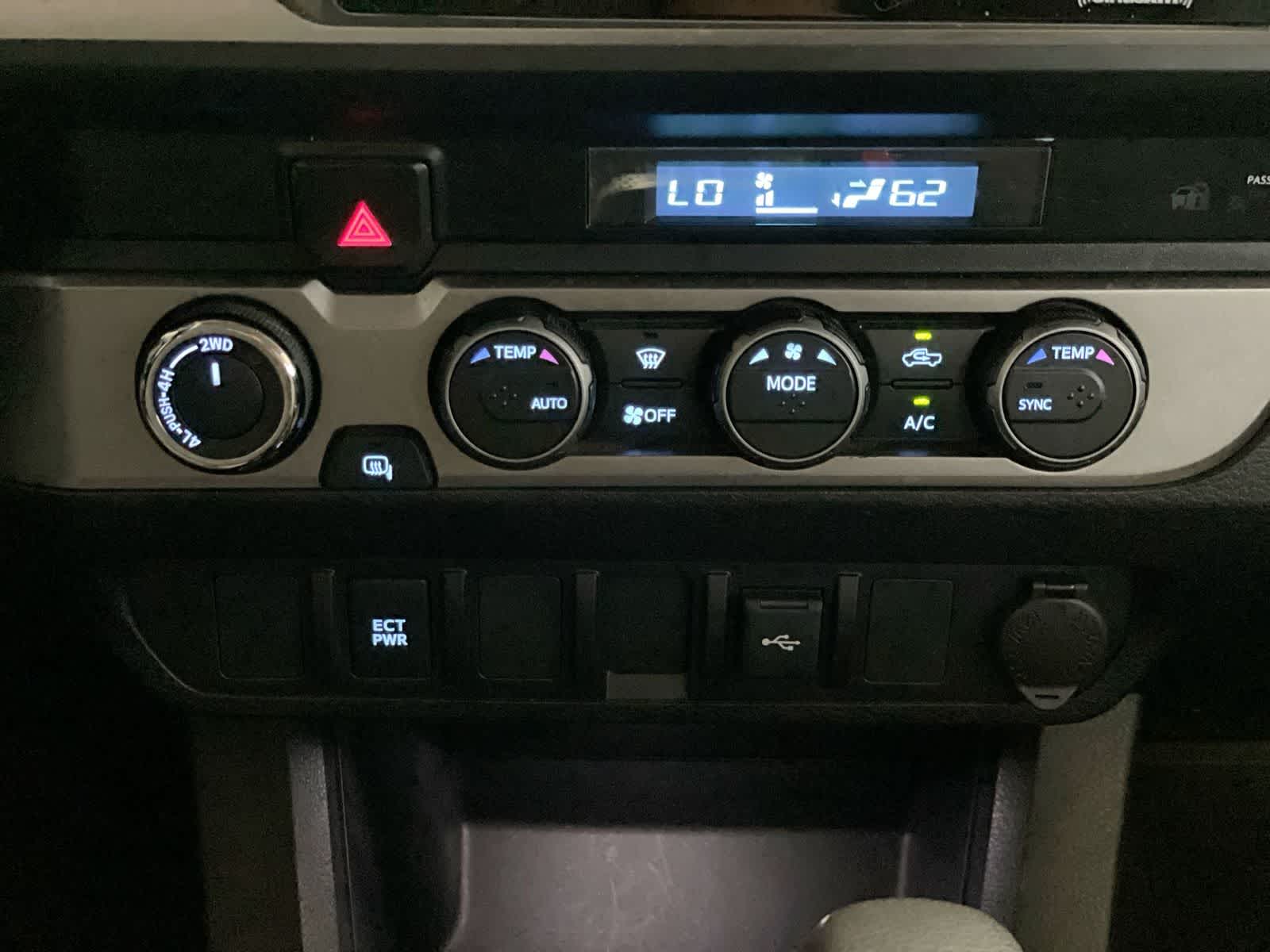 Thumbnail: 2023 Toyota Tacoma - 19