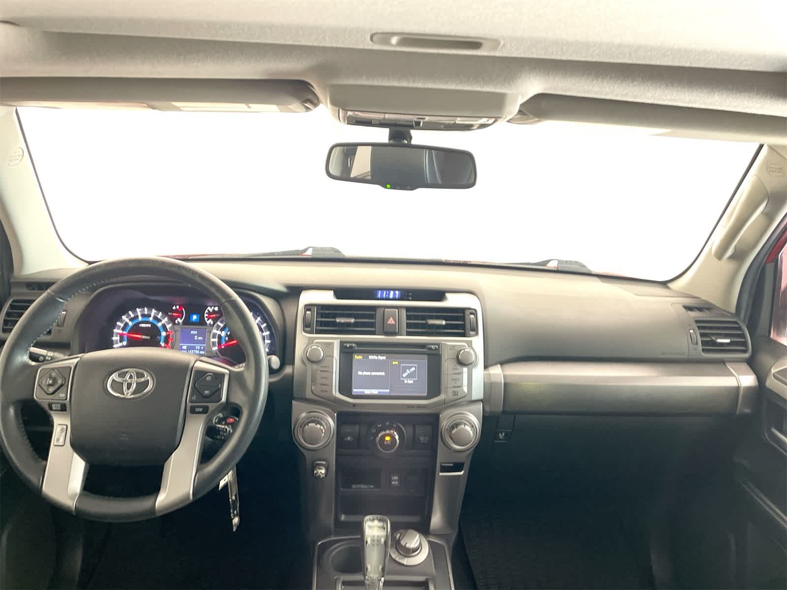 Thumbnail: 2016 Toyota 4Runner - 17