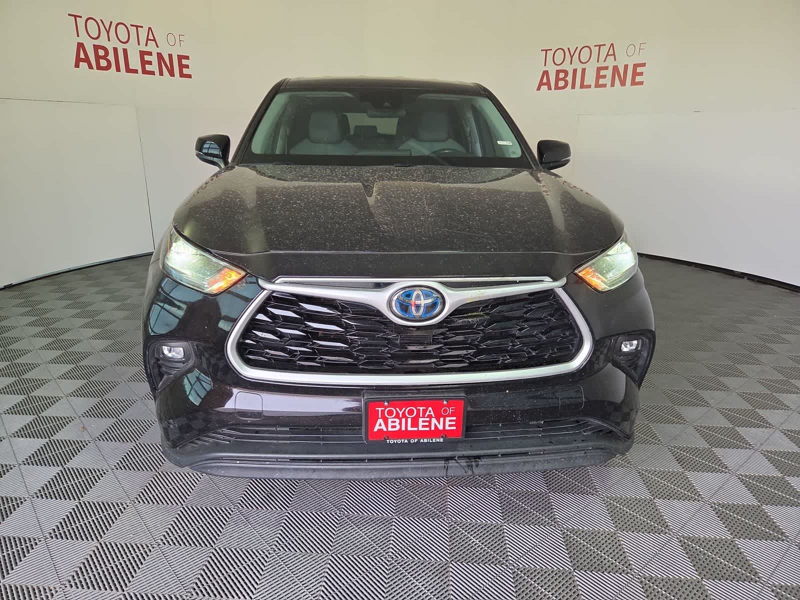 Thumbnail: 2021 Toyota Highlander - 8